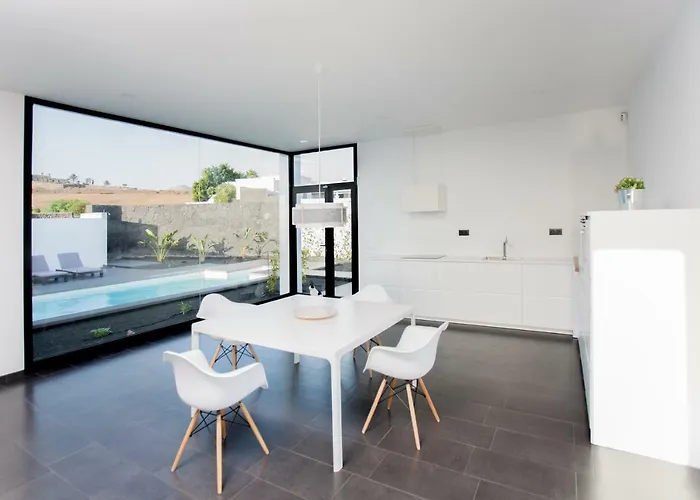 Iconic Lanzarote Villa Mácher